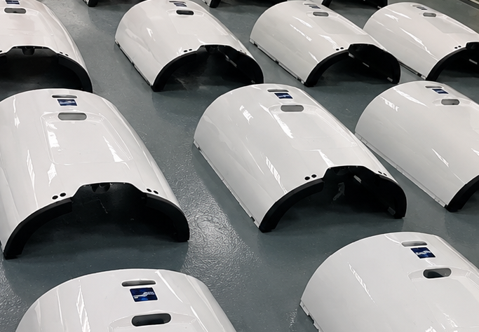 Boîtiers robotiques en tôle fabriqués par lots